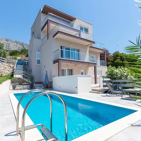 With Sea View Vii * Jesenice (Split-Dalmatia)